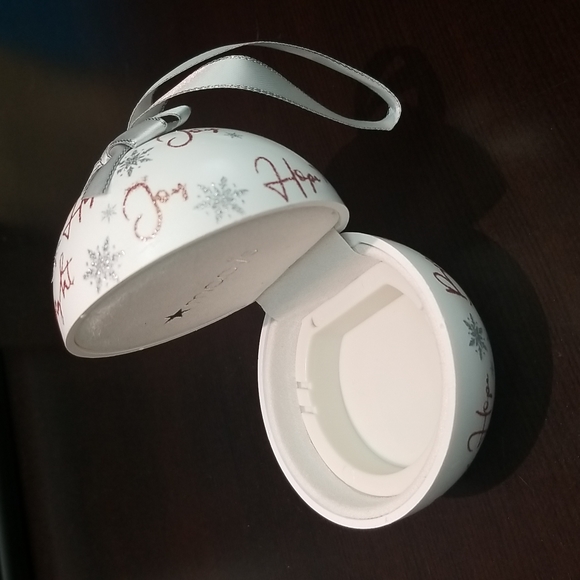 Macy's Gift Ornament - Picture 5 of 6